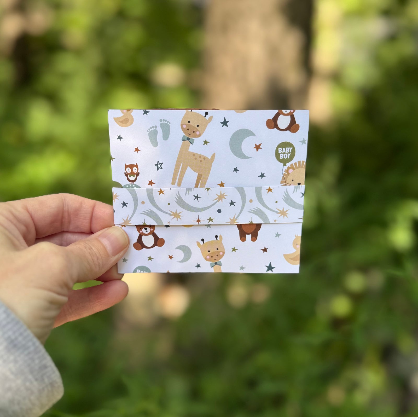 Giraffe and teddy gift card holder detail