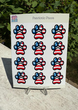 Patriotic paw print sticker design detail