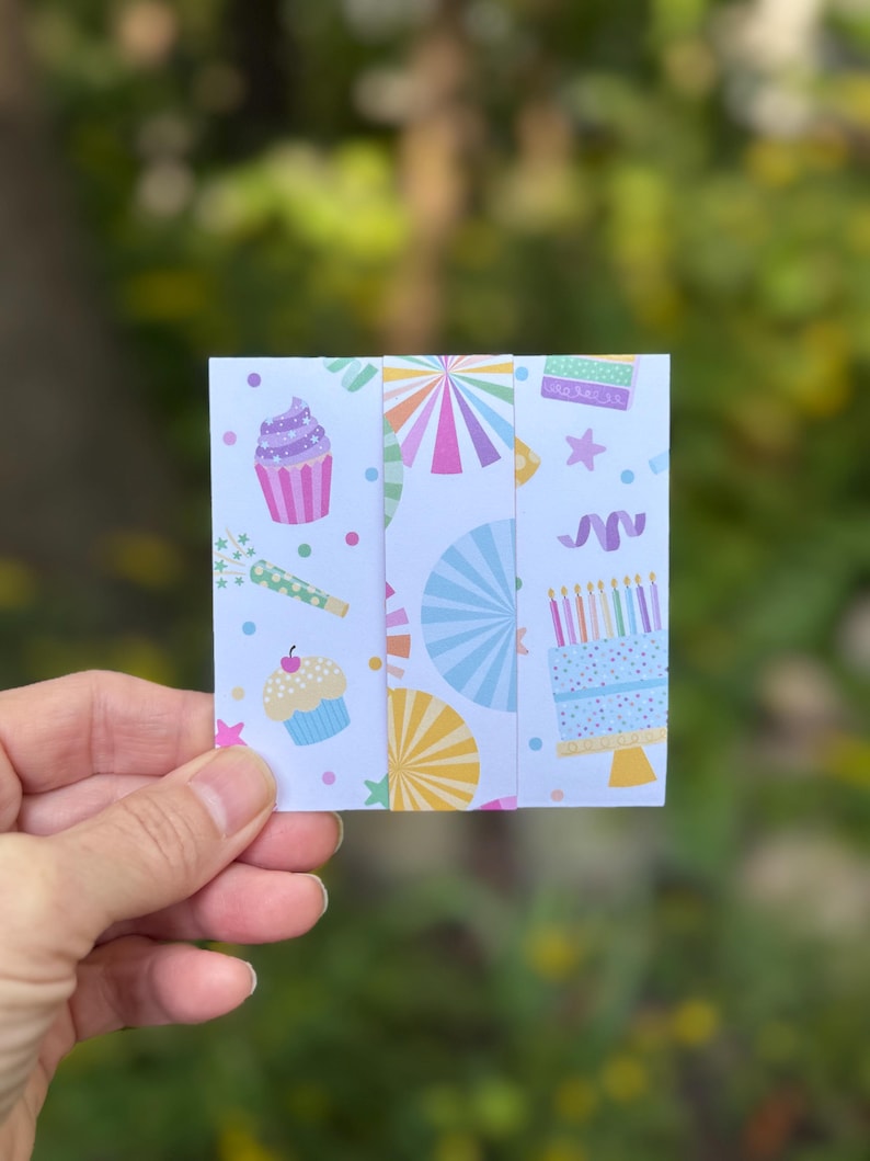 Hooray birthday card pinwheel design