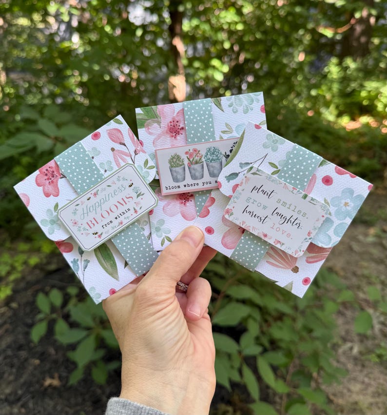 Uplifting plant lover gift card holders